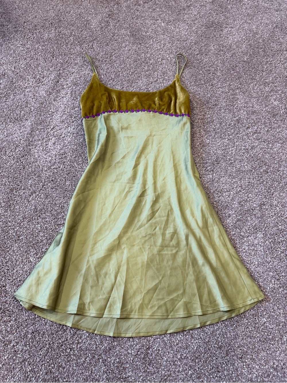 NWOT UNIF Two-Tone Olive Green Satin and Velvet Slip Mini Dress Small - Picture 2 of 7